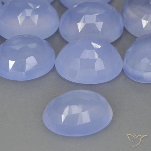 Calcedonio Blu violaceo naturale da 4.43 ct, Ovale, Traslucido
