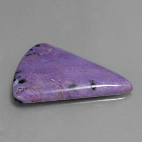 Caroite naturale viola da 7,32 ct, forma fantasia, opaco