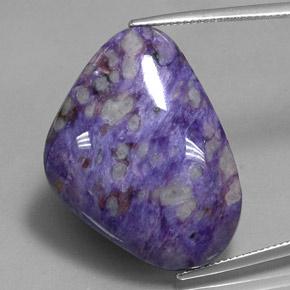Caroite viola naturale da 38,79 ct, forma fantasia, opaco