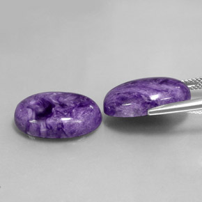 Caroite naturale viola da  ct, taglio ovale, opaco