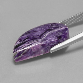 Caroite naturale viola da 18,29 ct, forma fantasia, opaco