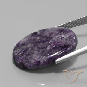 Charoite Viola Viola naturale da 29.50 ct, Taglio ovale, Opaco