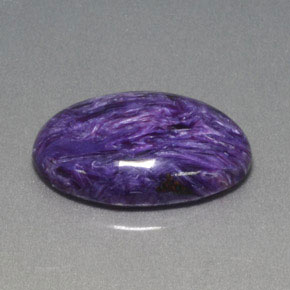Charoite Viola naturale da 14.32 ct, Taglio ovale, Opaco