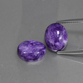 Caroite naturale viola da  ct, taglio ovale, opaco