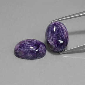 Caroite naturale viola da  ct, taglio ovale, opaco