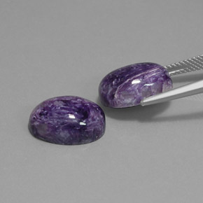 Caroite naturale viola da  ct, taglio ovale, opaco