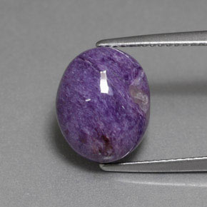 Charoite Viola naturale da 5.61 ct, Taglio ovale, Opaco