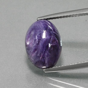 Charoite Viola naturale da 6.21 ct, Taglio ovale, Opaco