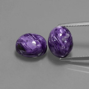 Caroite naturale viola da  ct, taglio ovale, opaco