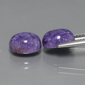 Caroite naturale viola da  ct, taglio ovale, opaco