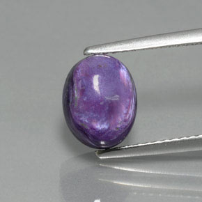 Charoite Viola naturale da 2.81 ct, Taglio ovale, Opaco