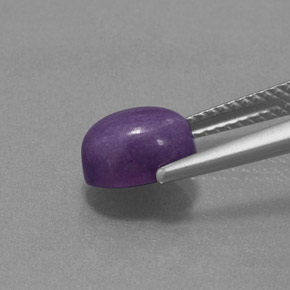 Caroite naturale viola da 1,84 ct, taglio ovale, opaco