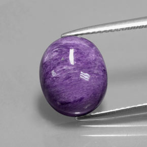 Caroite viola naturale da 4,80 ct, taglio ovale, opaco