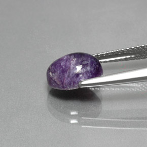 Charoite Viola naturale da 1.84 ct, Taglio ovale, Opaco