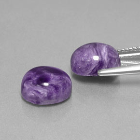 Caroite naturale viola da  ct, taglio ovale, opaco