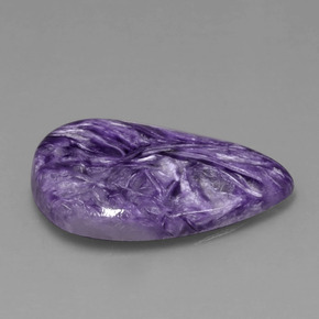 Caroite naturale viola da 10,34 ct, taglio a pera, opaco