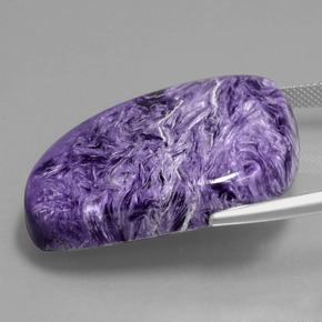 Charoite Viola naturale da 63.04 ct, Forma fantasia, Opaco