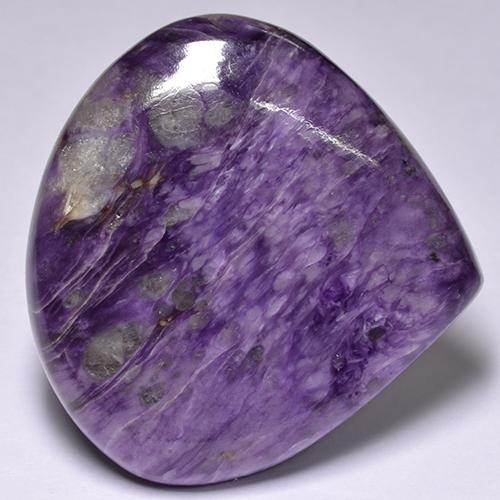 Caroite viola intenso naturale da 56,84 ct, taglio a pera, opaco