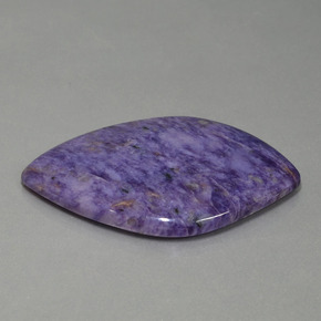 Caroite naturale viola da 69,68 ct, forma fantasia, opaco