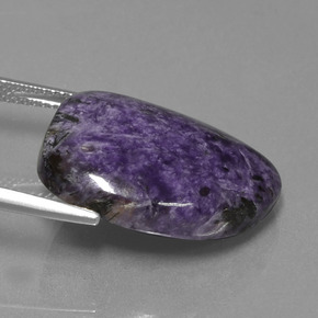 Caroite naturale viola da 17,13 ct, forma fantasia, opaco