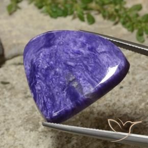 Caroite viola medio naturale da 31,11 ct, taglio a pera, opaco