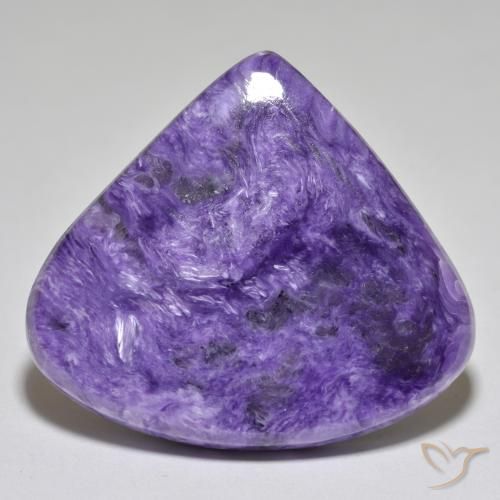 Caroite naturale viola da 40,66 ct, taglio a pera, opaco
