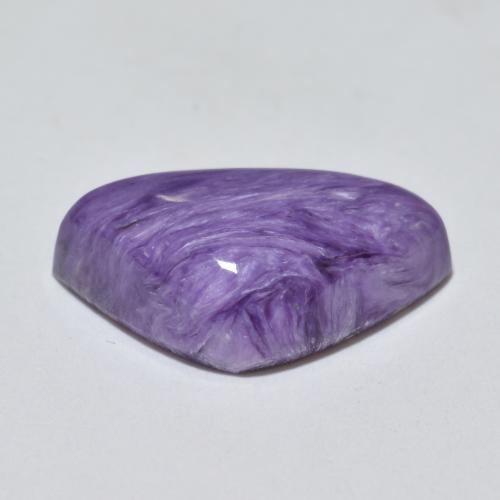 Charoite Viola Chiaro Viola naturale da 7.86 ct, Taglio trillion, Opaco