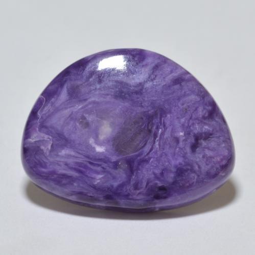 Caroite naturale viola da 9,66 ct, forma fantasia, opaco