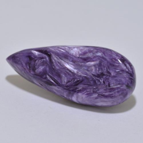 Charoite Viola scuro naturale da 17.33 ct, Forma a pera, Opaco