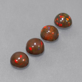 Opale cioccolato naturale multicolore da  ct, taglio rotondo, traslucido