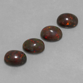 Opale cioccolato naturale multicolore da 3,23 ct, taglio ovale, traslucido