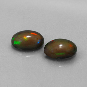 Opale cioccolato naturale multicolore da  ct, taglio ovale, traslucido