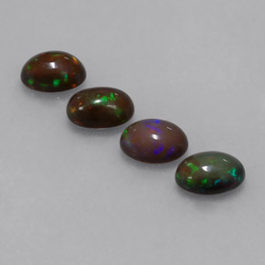 Opale cioccolato naturale multicolore da  ct, taglio ovale, traslucido