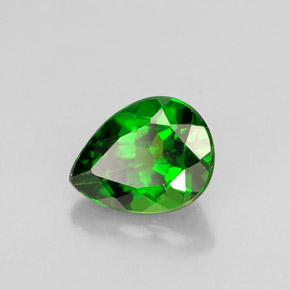 Diopside cromifero naturale verde da 0,70 ct, taglio a pera, VS
