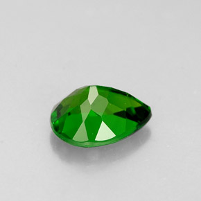 Diopside cromifero naturale verde da 0,70 ct, taglio a pera, VS