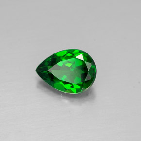 Diopside cromifero naturale verde da 0,59 ct, taglio a pera, VVS-VS