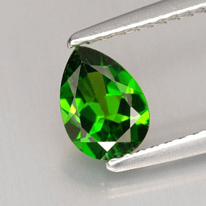Diopside cromifero naturale verde da 0,75 ct, taglio a pera, VVS-VS