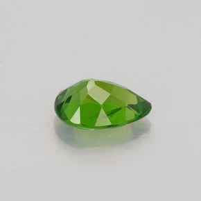 Diopside di cromo Verde naturale da 0.70 ct, Forma a pera, VVS-VS