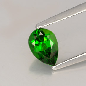 Diopside cromifero naturale verde da 0,69 ct, taglio a pera, VVS