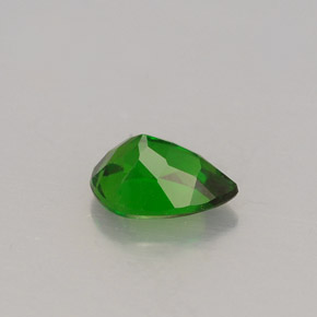 Diopside cromifero naturale verde da 0,69 ct, taglio a pera, VVS