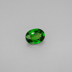 Diopside di cromo Verde naturale da 0.64 ct, Taglio ovale, VVS-VS