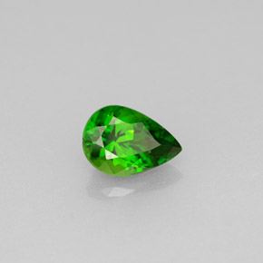 Diopside cromifero naturale verde da 0,53 ct, taglio a pera, VVS-VS