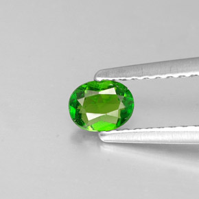 Diopside cromifero naturale verde da 0,23 ct, taglio ovale, VS