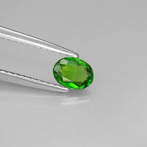 Diopside cromifero naturale verde da 0,33 ct, taglio ovale, VS
