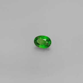 Diopside cromifero naturale verde da 0,30 ct, taglio ovale, VS