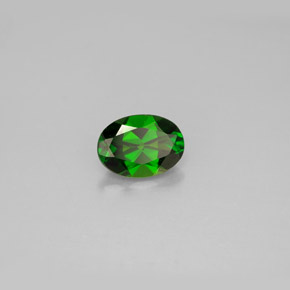 Diopside cromifero naturale verde da 0,80 ct, taglio ovale, VS