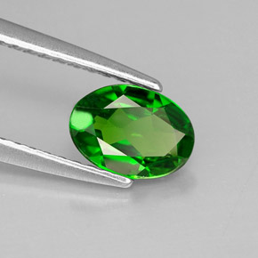 Diopside cromifero naturale verde da 0,71 ct, taglio ovale, VS