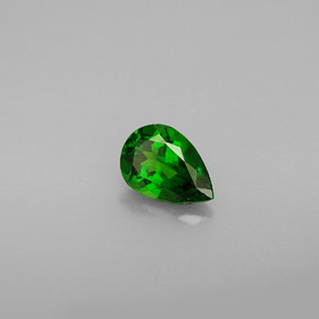 Diopside di cromo Verde naturale da 0.74 ct, Forma a pera, VS
