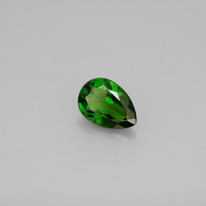 Diopside di cromo Verde naturale da 0.69 ct, Forma a pera, VS