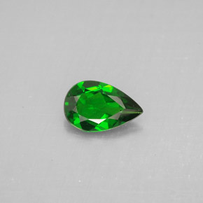 Diopside di cromo Verde naturale da 0.76 ct, Forma a pera, VS